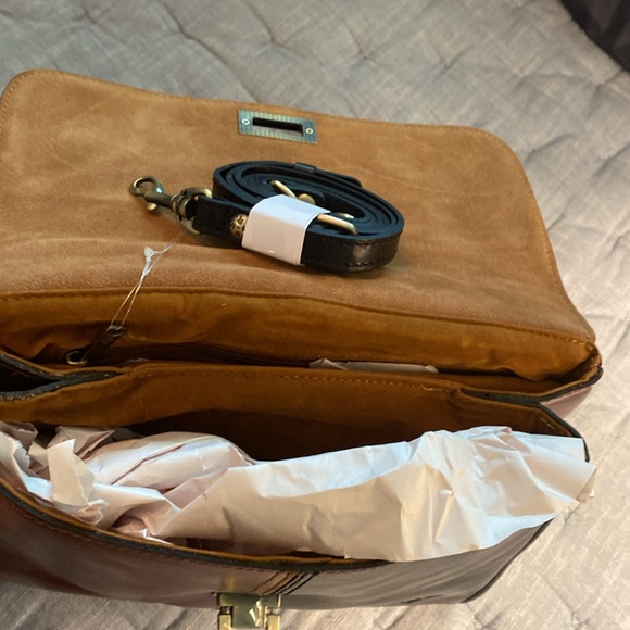 Patricia Nash Yoeky Bag - Picture 4 of 6